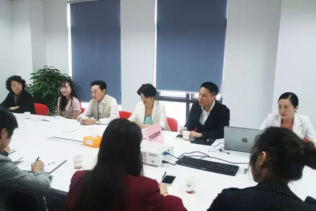 東方龍商務舉行汽車自動變速器制造投資選址項目的對接會 東方龍商務舉行汽車自動變速器制造投資選址項目的對接會