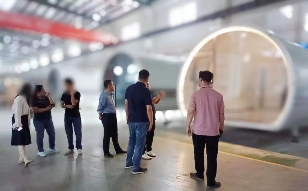 全國擁有150多個案例基地，100多項專利技術！寧夏某地方政府實地考察多點布局野外營地太空艙投資選址項目